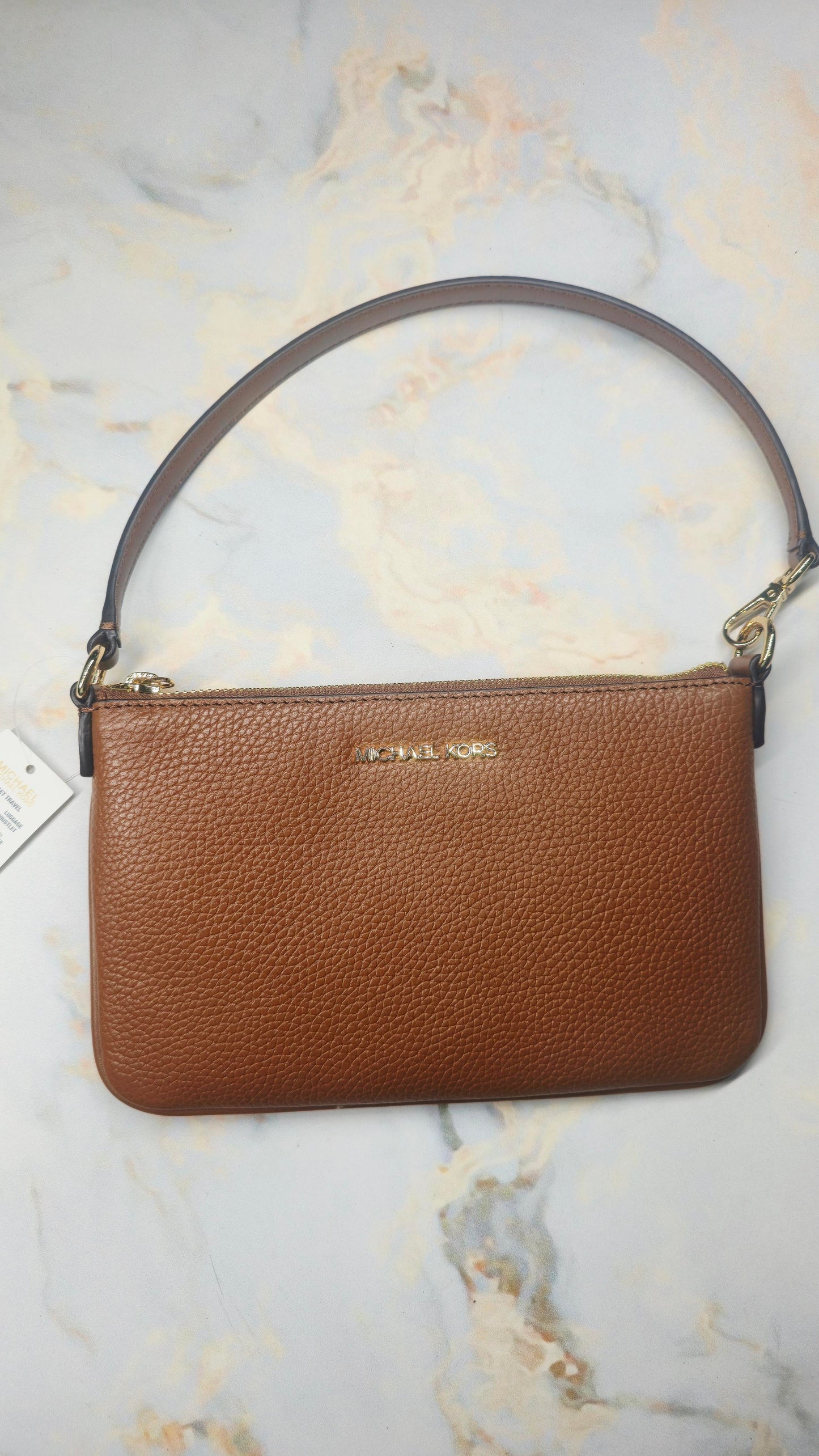 Bolsa de hombro.