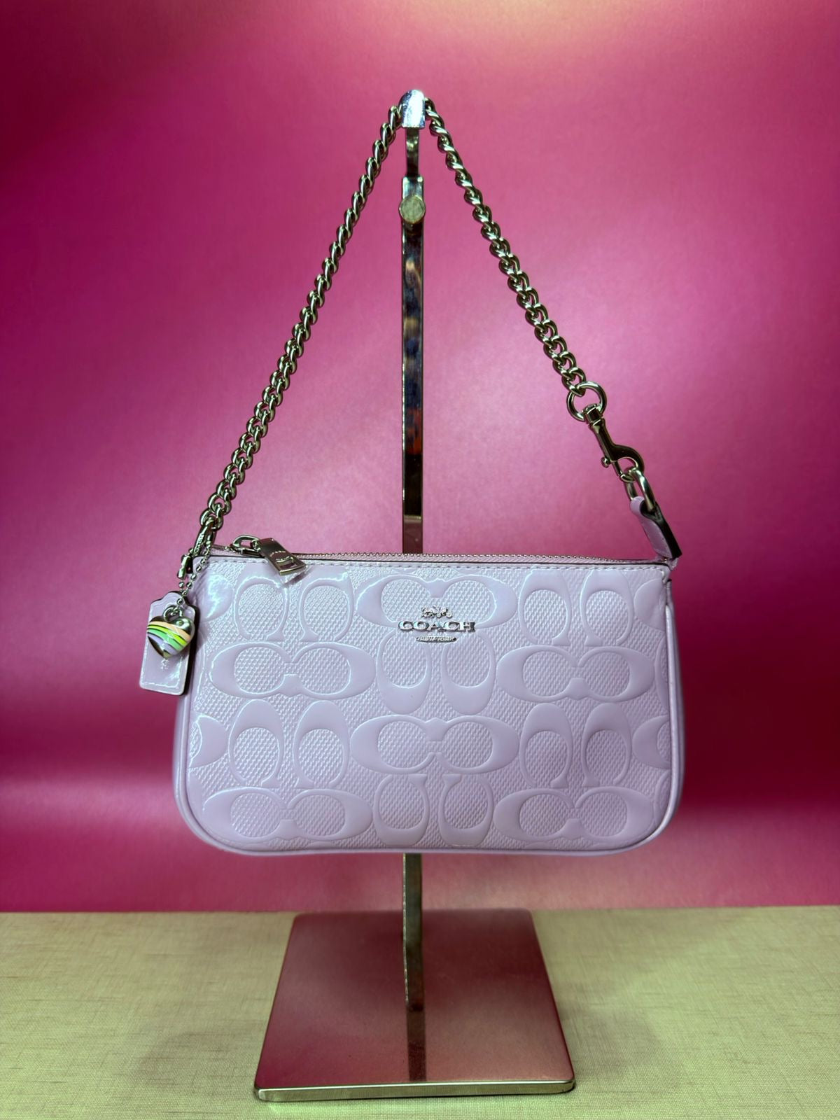 Bolso de hombro.
