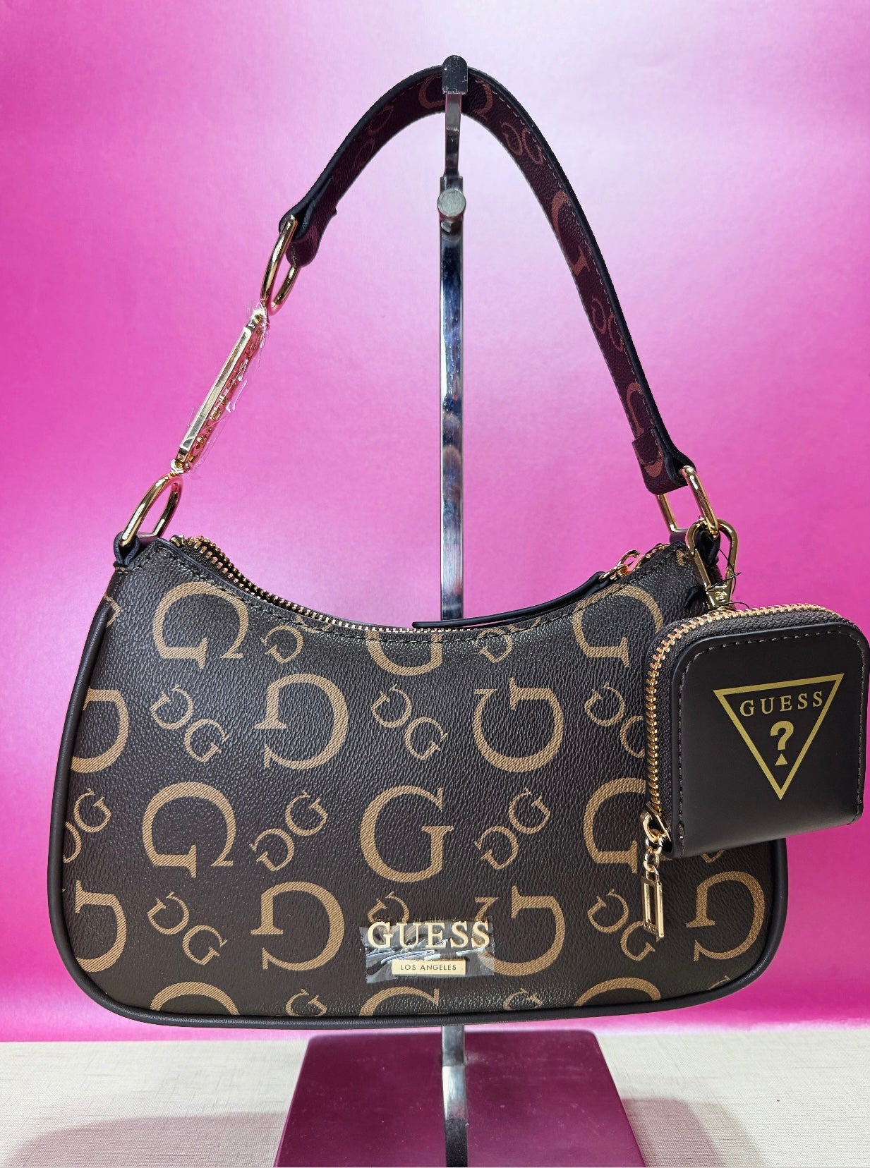 Bolso de hombro.