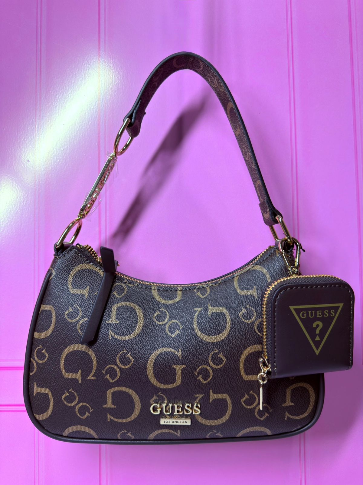 Bolso de hombro.