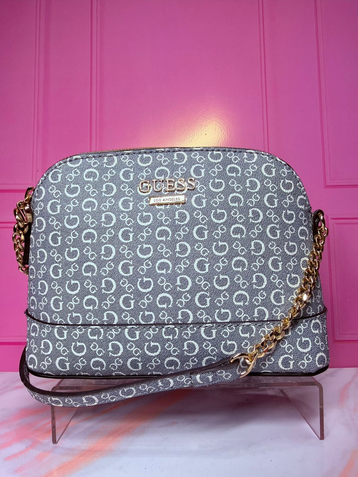 Crossbody.