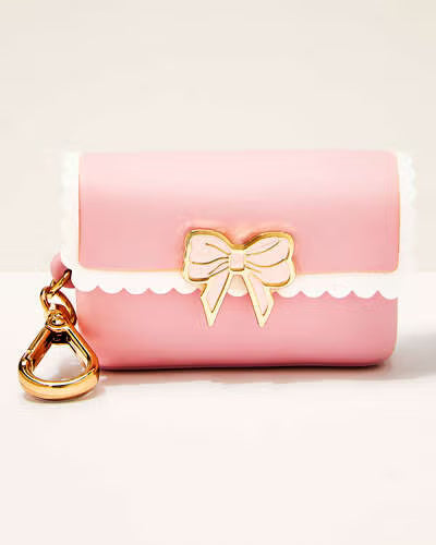 Scallop Bow Snap Case.