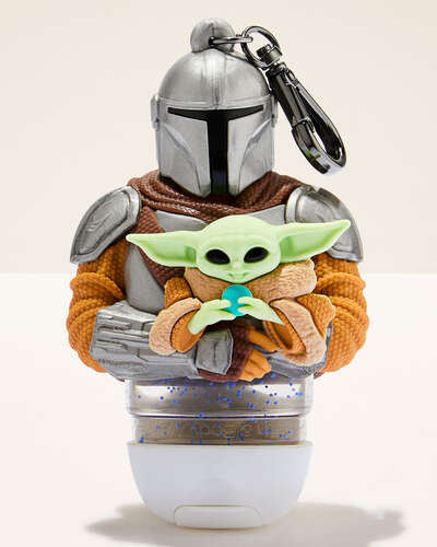 The Mandalorian & Grogu.