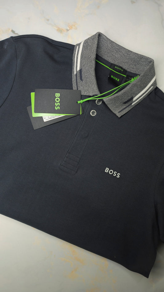 Camisa tipo polo.
