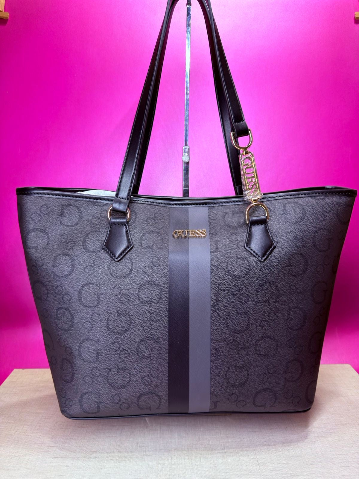 Bolso de hombro.