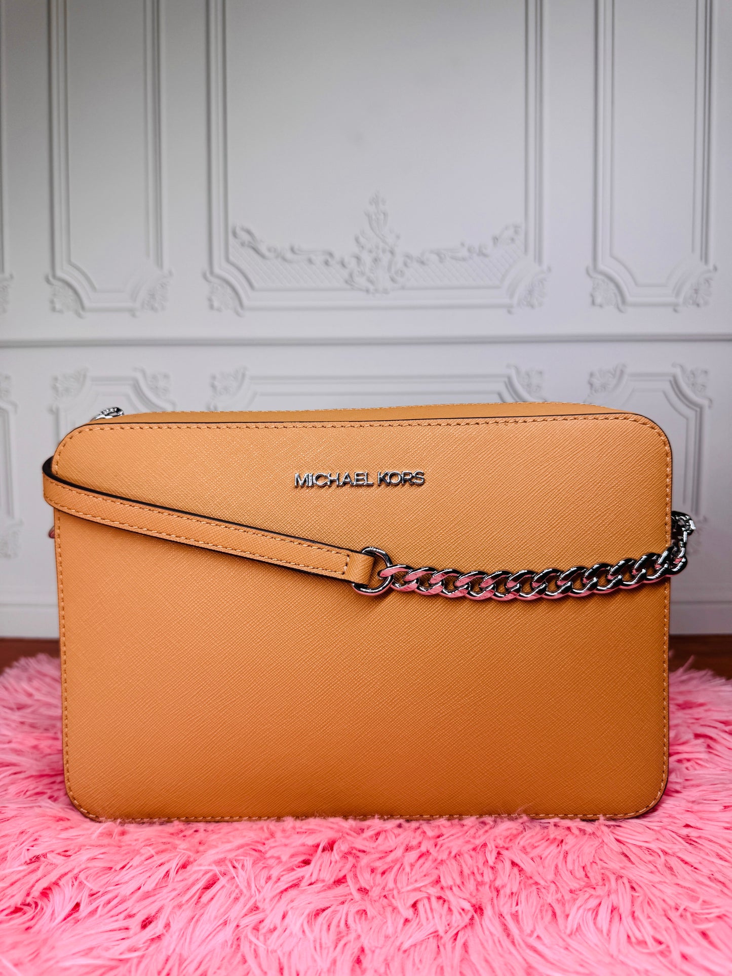 Crossbody.