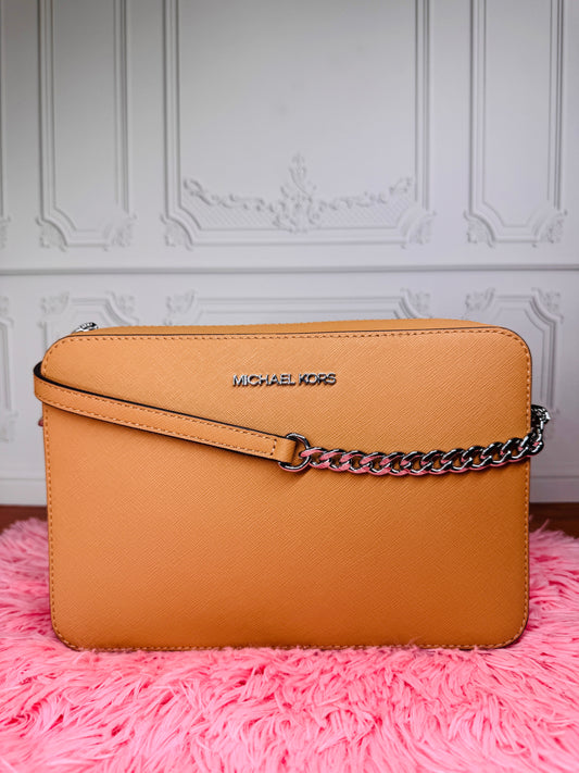 Crossbody.