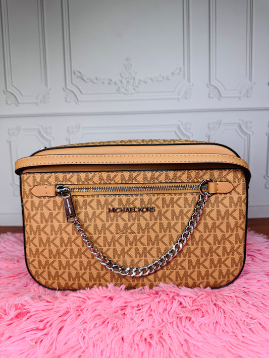 Crossbody.