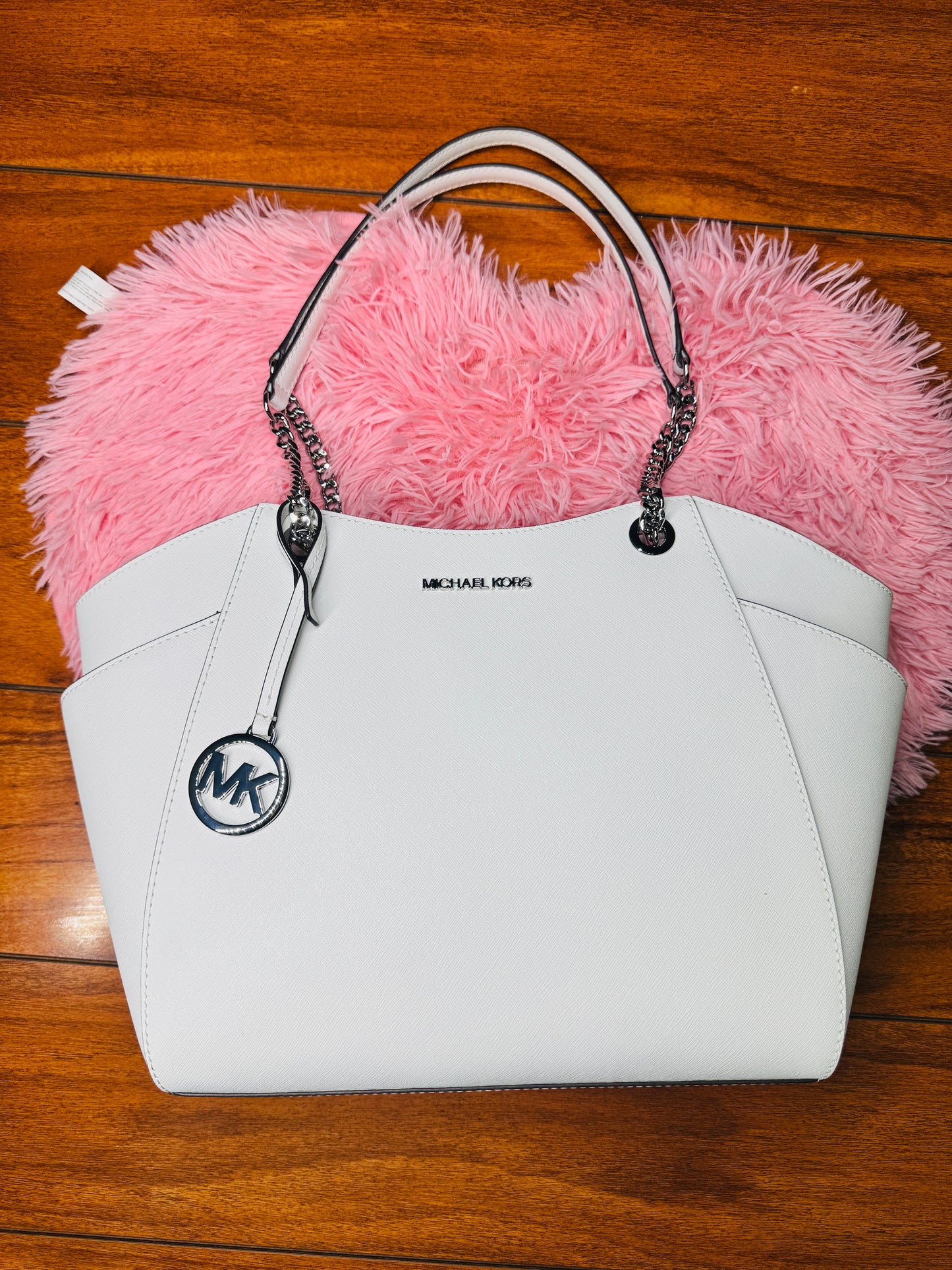 Bolso de hombro.