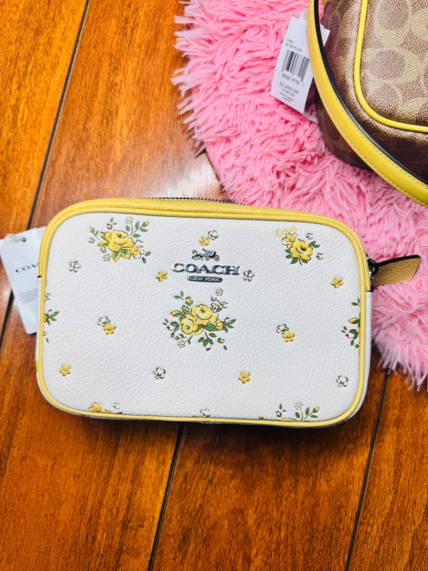 Crossbody.