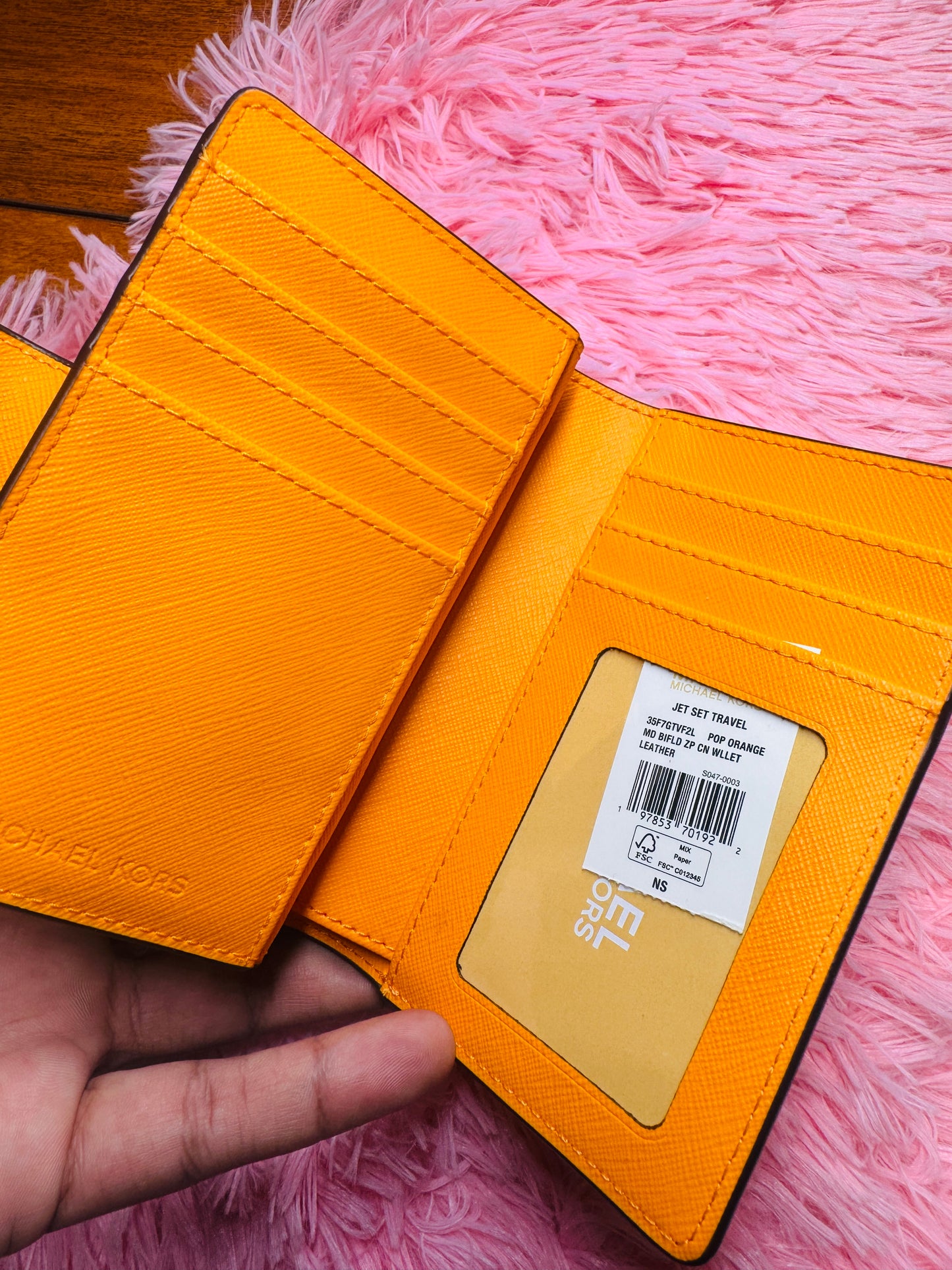 Cartera para dama.