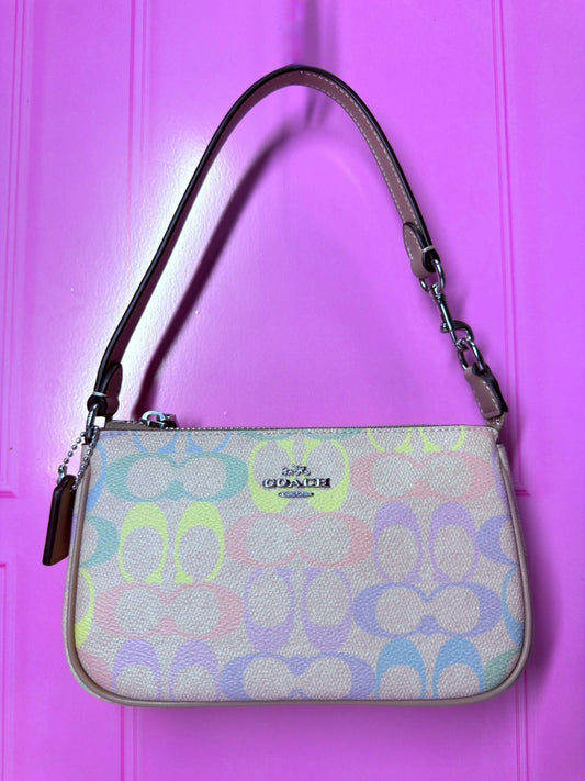 Bolso de hombro.